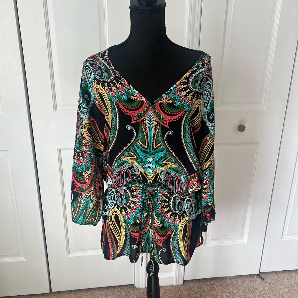 New York & Company Green and Yellow Graphic Tie Front Blouse